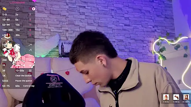 boyfox tay online show from 02/11/26, 07:36