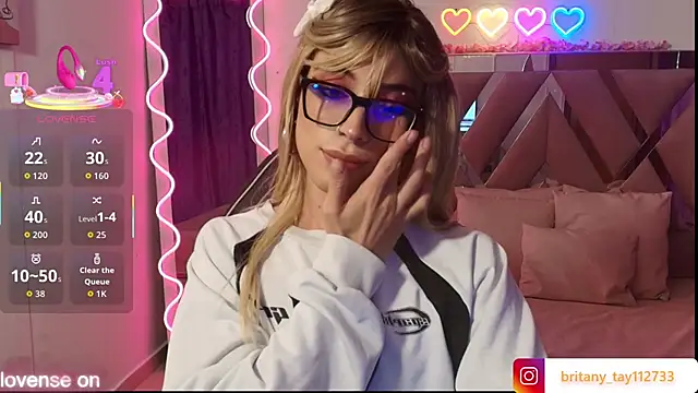 boyfox tay online show from 09/19/25, 03:54