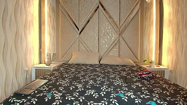 Hotcouple 222 online show from 02/14/26, 07:30