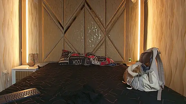 Hotcouple 222 online show from 03/28/26, 07:31