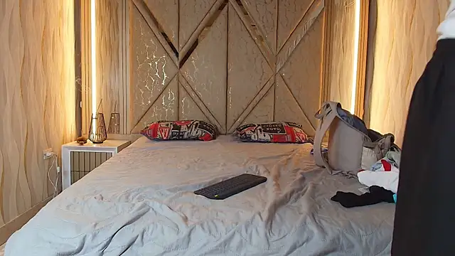 Hotcouple 222 online show from 04/07/26, 01:46