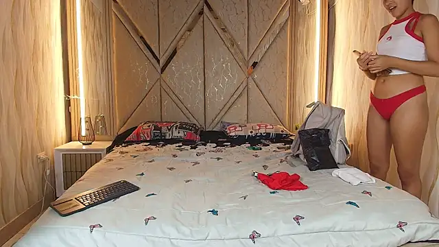 Hotcouple 222 online show from 04/14/26, 05:29