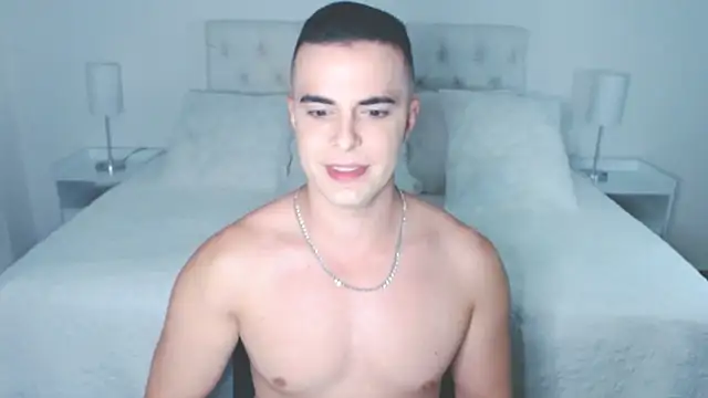 Snapshot of mr_hunterx chatting on 09/24/25, 04:08 mr hunterx online show from 09/24/25, 04:08