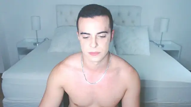 Snapshot of mr_hunterx chatting on 09/18/25, 02:14 mr hunterx online show from 09/18/25, 02:14