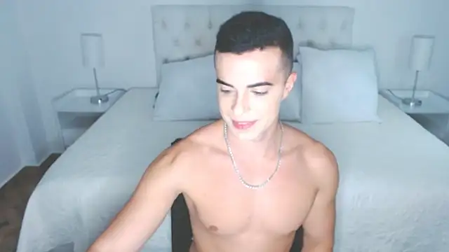 Snapshot of mr_hunterx chatting on 02/12/26, 01:16 mr hunterx online show from 02/12/26, 01:16