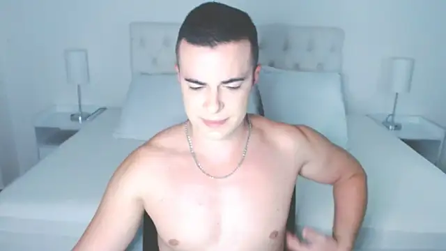 Snapshot of mr_hunterx chatting on 10/21/25, 12:21 mr hunterx online show from 10/21/25, 12:21
