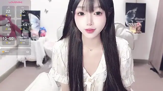 -EEBABY online show from 09/29/25, 02:34