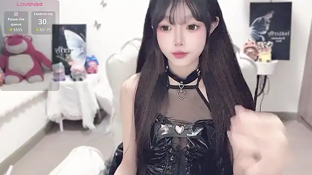 -EEBABY online show from 10/31/25, 01:08