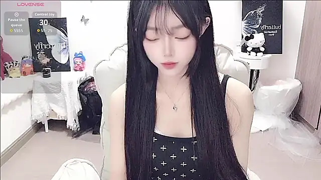 Snapshot of -EEBABY chatting on 06/17/26, 04:39 -EEBABY online show from 06/17/26, 04:39