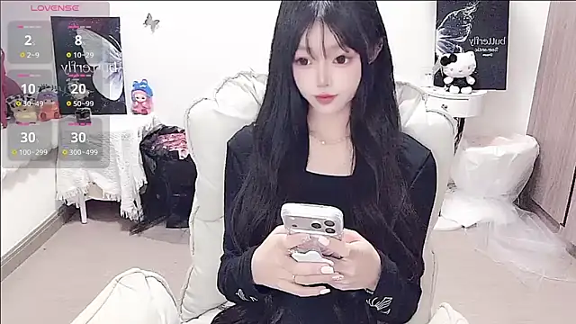 Snapshot of -EEBABY chatting on 06/21/26, 03:40 -EEBABY online show from 06/21/26, 03:40
