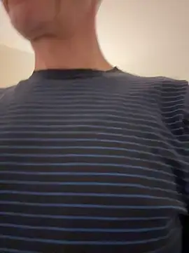 SexyLeon8 online show from 12/16/25, 03:27