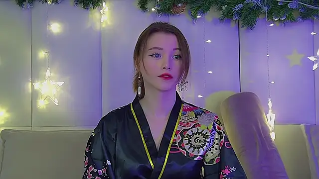 KeiraAsti online show from 12/05/25, 06:28