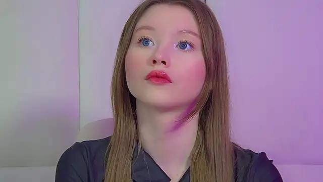 Snapshot of KeiraAsti chatting on 05/12/26, 06:47 KeiraAsti online show from 05/12/26, 06:47