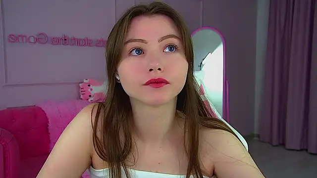 KeiraAsti online show from 09/24/25, 08:04