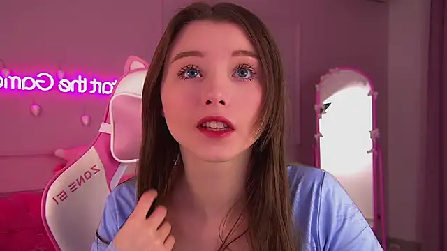 KeiraAsti online show from 12/02/25, 06:09