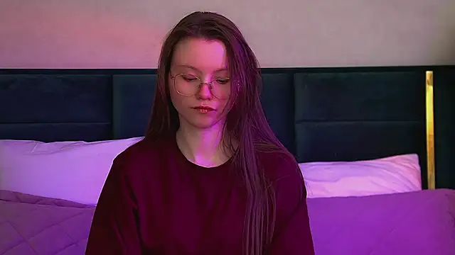 KeiraAsti online show from 02/05/26, 07:32