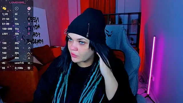 MaryHarrys online show from 11/25/25, 02:56