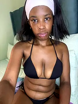 Caramel Mellow online show from 12/05/25, 12:48