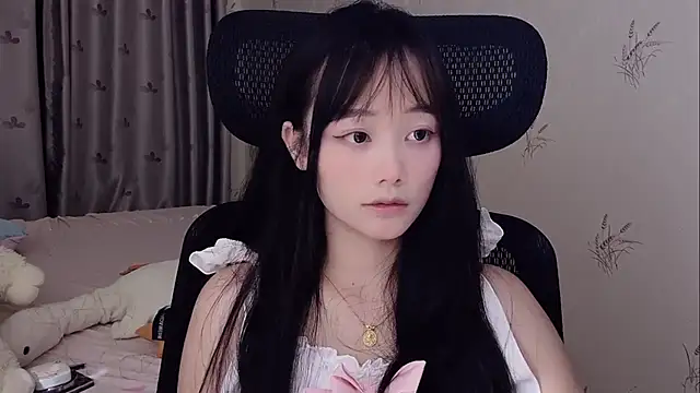puppy-999 online show from 06/03/26, 12:06