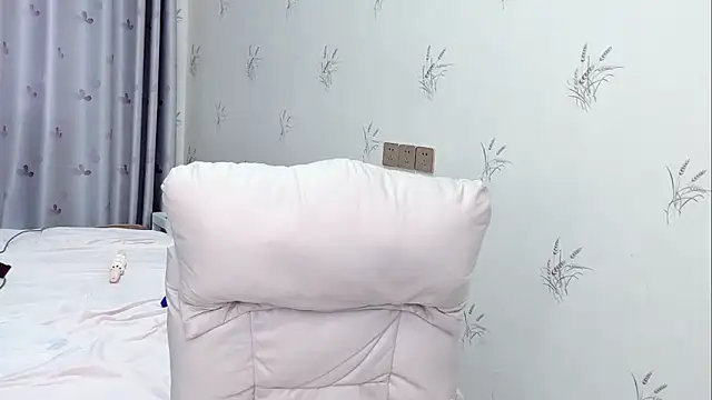 puppy-999 online show from 04/12/26, 01:53