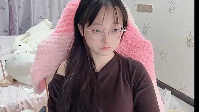 puppy-999 online show from 11/06/25, 01:48