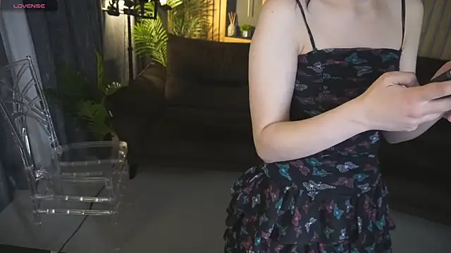 LiviaShy online show from 04/15/26, 07:40