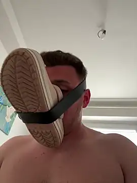 rubber oliver online show from 04/22/26, 05:20