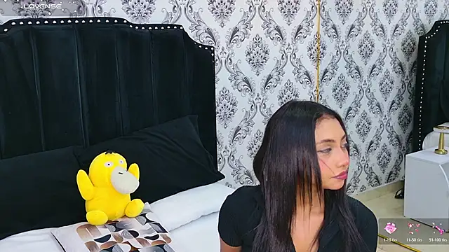 Becca Grims online show from 11/15/25, 03:21