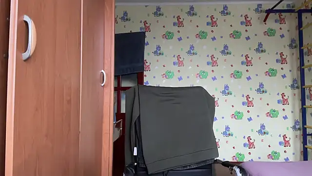 chiraq1945 online show from 12/21/25, 07:54