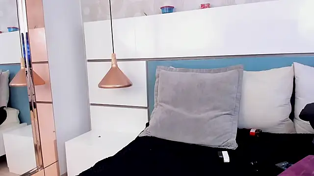 Ashkoreh online show from 12/18/25, 08:56