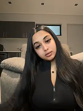 Snapshot of LilMisIndianx chatting on 10/22/25, 11:20 LilMisIndianx online show from 10/22/25, 11:20