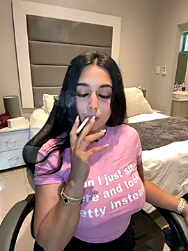 Snapshot of LilMisIndianx chatting on 11/17/25, 09:46 LilMisIndianx online show from 11/17/25, 09:46