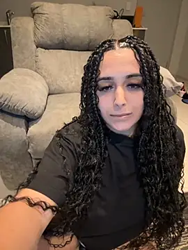 LilMisIndianx online show from 12/19/25, 06:21