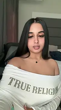 LilMisIndianx online show from 05/07/26, 12:52