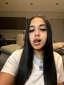 Snapshot of LilMisIndianx chatting on 10/20/25, 04:47 LilMisIndianx online show from 10/20/25, 04:47