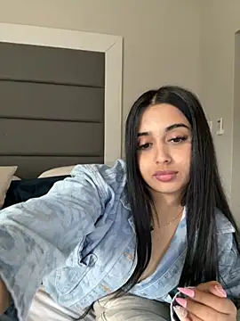 Snapshot of LilMisIndianx chatting on 12/18/25, 11:14 LilMisIndianx online show from 12/18/25, 11:14