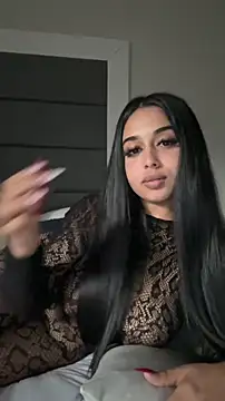 LilMisIndianx online show from 02/15/26, 03:00