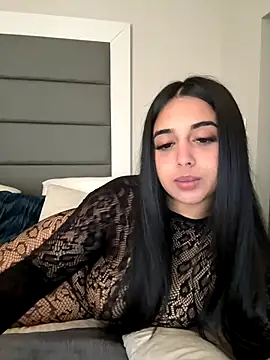 Snapshot of LilMisIndianx chatting on 12/15/25, 12:00 LilMisIndianx online show from 12/15/25, 12:00