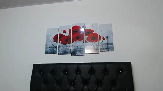 Snapshot of pinky_f00x chatting on 11/07/25, 07:40 pinky f00x online show from 11/07/25, 07:40