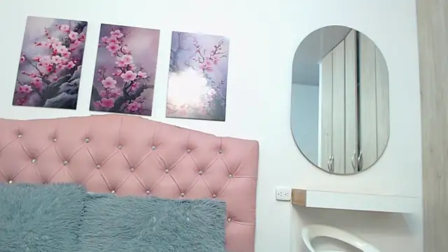 pinky f00x online show from 12/22/25, 07:25