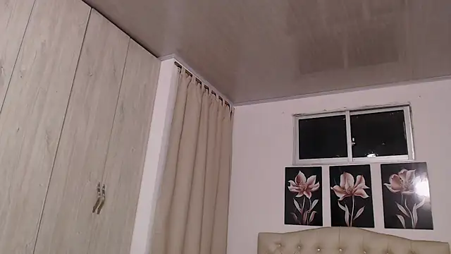 pinky f00x online show from 09/27/25, 12:39