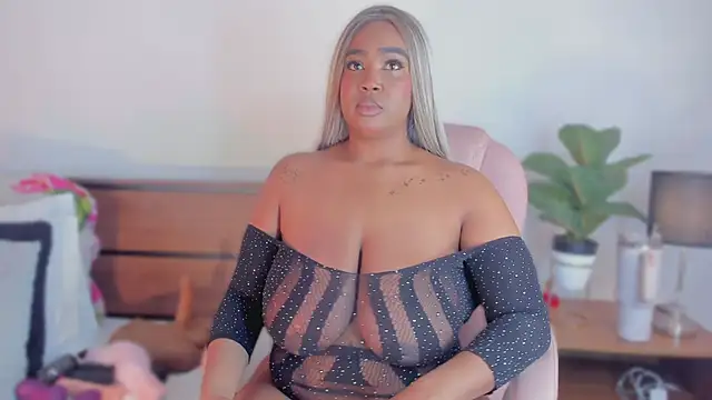 Snapshot of Niicol_Jenner chatting on 09/16/25, 04:46 Niicol Jenner online show from 09/16/25, 04:46