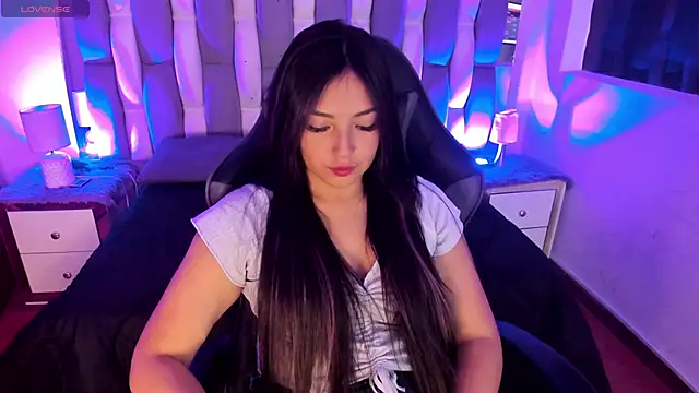 Adaara Rey online show from 10/21/25, 08:19