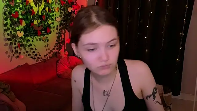 Snapshot of Dilara_xBaby chatting on 05/13/26, 02:13 Dilara xBaby online show from 05/13/26, 02:13
