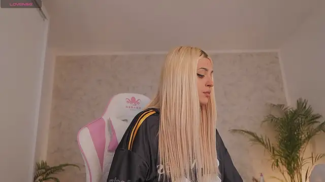 daisyblushh online show from 04/07/26, 03:03