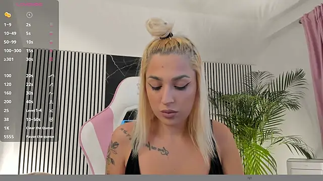 daisyblushh online show from 10/22/25, 04:06