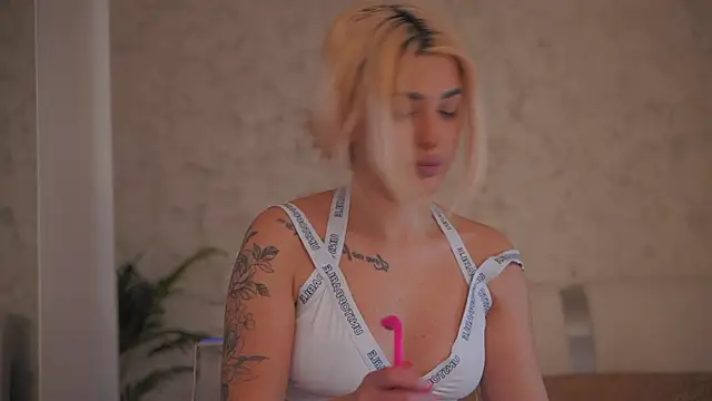 daisyblushh online show from 02/08/26, 03:10