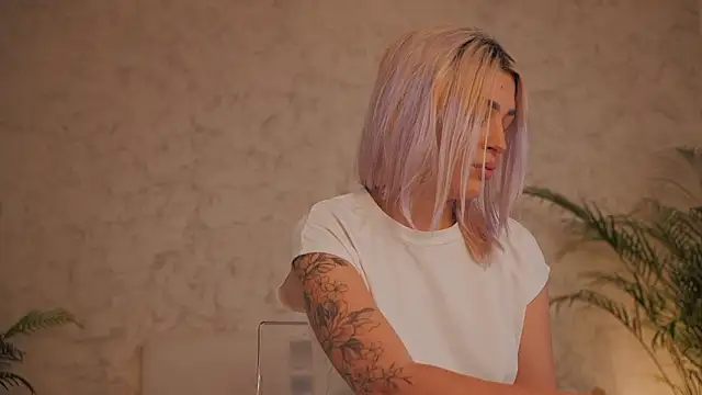 daisyblushh online show from 02/23/26, 03:12