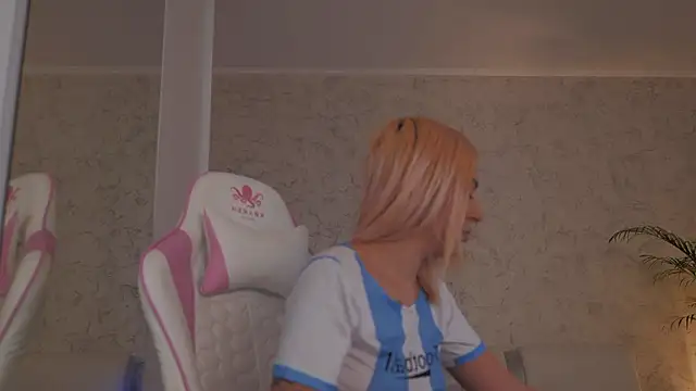 daisyblushh online show from 02/04/26, 03:07