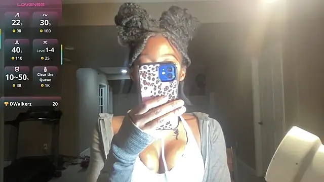 maskedgirl5005 online show from 10/04/25, 08:43